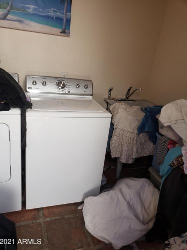 2610 Edgemont Ave, Phoenix AZ 85035-1735 exterior