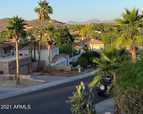 1609 Bluefield Ave, Phoenix AZ  85022-1344 exterior