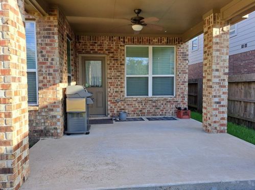 17306 Browning Trace Ln, Richmond TX 77407-2752 exterior