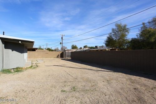 2931 39 Dr, Phoenix AZ 85029-1903 exterior