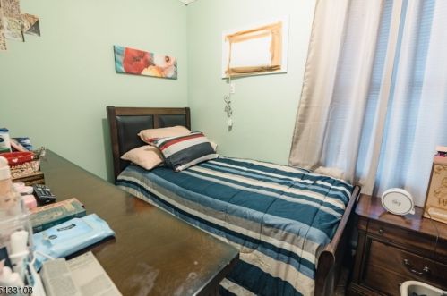 146 Heckel St, Belleville NJ 07109-1059 exterior