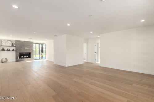 1253 Cambridge Ave, Phoenix AZ  85006-1102 exterior