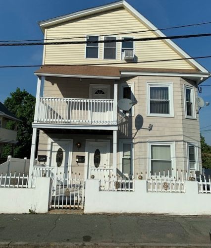 17 Wesley St, Lawrence MA  01841-1423 exterior