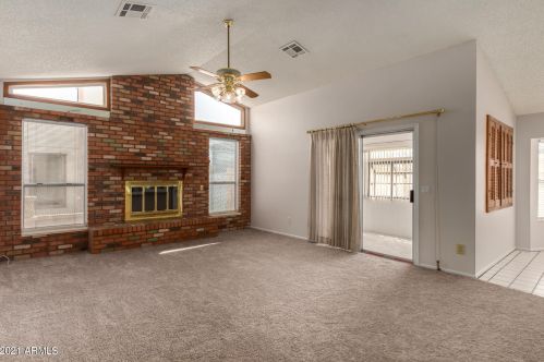 20610 6th Dr, Phoenix, AZ 85027-5915