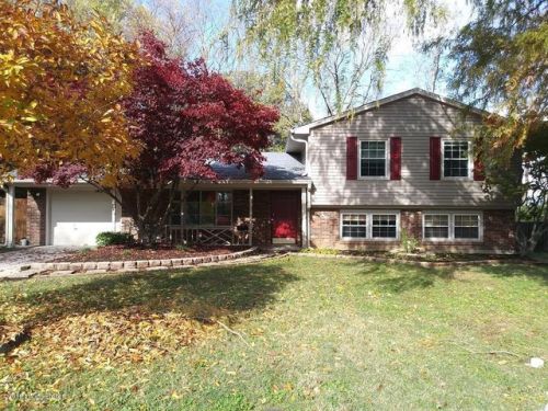 8410 Turnside Dr, Louisville KY  40242-3035 exterior