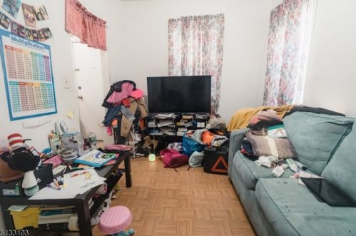 146 Heckel St, Belleville NJ 07109-1059 exterior