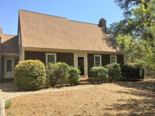 5 High Tide Pl, Eastham MA  02642-3138 exterior