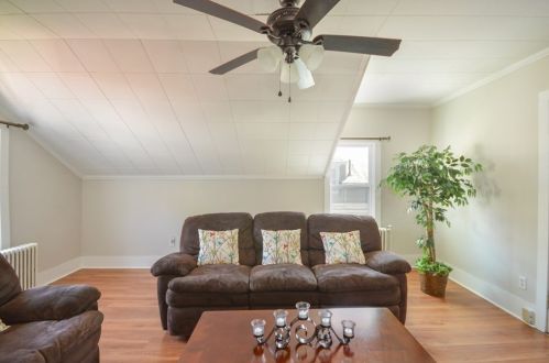 70 Spruce St, New Bedford MA 02740-5305 exterior