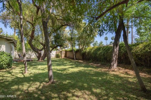 7838 4 Pl, Phoenix AZ 85020-4009 exterior