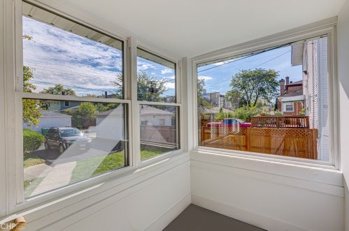 3235 Maple Ave, Forest View IL 60402-1250 exterior