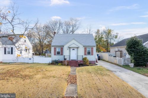 413 Beacon Ave, West Deptford NJ  08066-1152 exterior