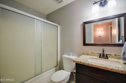 2251 63 Dr, Phoenix AZ 85033-1630 exterior