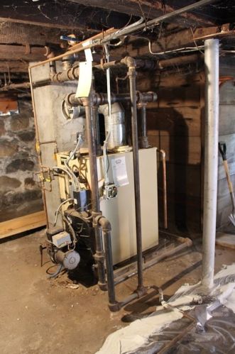 76 Mill St, Weymouth MA 02188-1925 exterior