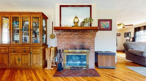 20 Glendale St, Worcester MA 01602-2841 exterior