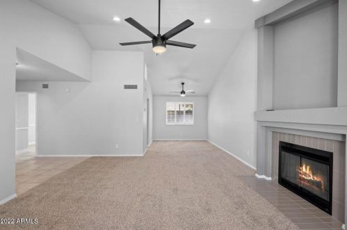 19615 36 St, Phoenix AZ 85050-3945 exterior