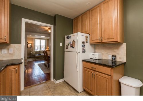 413 Markle St, Philadelphia PA  19128-3606 exterior