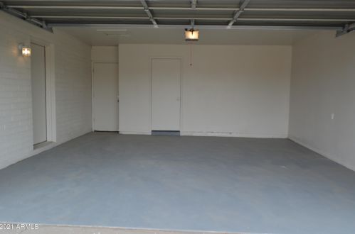 2007 59th Ave, Phoenix AZ 85033-2823 exterior