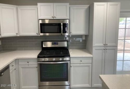 7148 Devonshire Ave, Phoenix AZ 85033-8236 exterior