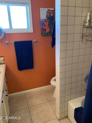 14052 Canterbury Dr, Phoenix AZ 85023-6211 exterior