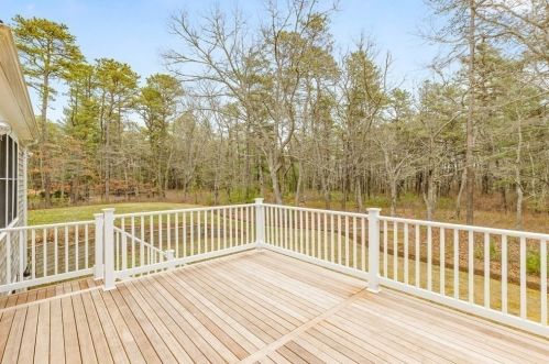 91 Maple Spg Rd, Wareham MA 02571-1202 exterior