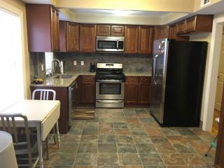 2672 Mayfield Rd, Cleveland OH  44106-5511 exterior