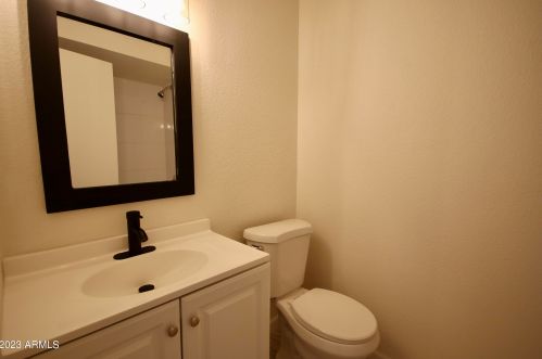 3024 64 Dr, Phoenix AZ 85033-4507 exterior