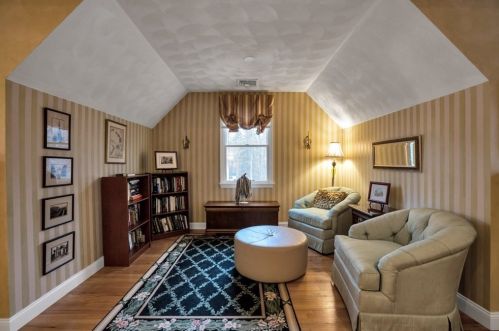 1 Belmont Ln, North Reading MA 01864-2329 exterior