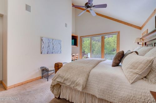 7794 Pinebrook Rd, Park City UT 84098-5348 exterior