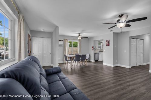 2537 Lexington Ct, Jackson Twp NJ 08527-5033 exterior