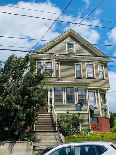 62 Fremont Ave, Everett MA 02149-5022 exterior