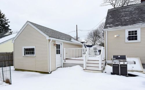 150 Donnellan Cir, Weymouth MA  02191-1763 exterior