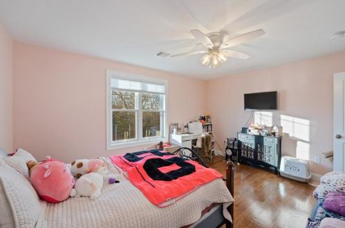 106 Gregory Dr, Seekonk MA  02771-4308 exterior