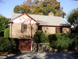 64 Maplewood Ave, Newton, MA 02459-2526
