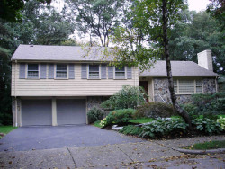 146 Paulson Rd, Newton, MA 02468-1230