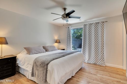 13215 37 Pl, Phoenix AZ 85050-2699 exterior