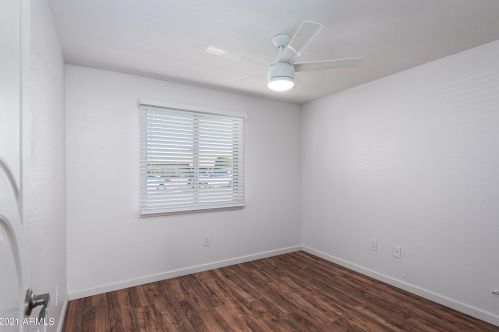 3767 Captain Dreyfus Ave, Phoenix AZ 85032-6672 exterior