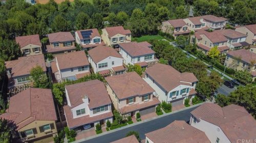 32 Larkfield, Irvine CA 92620-2140 exterior