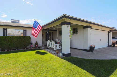 911 Campo Bello Dr, Phoenix AZ 85032-2051 exterior