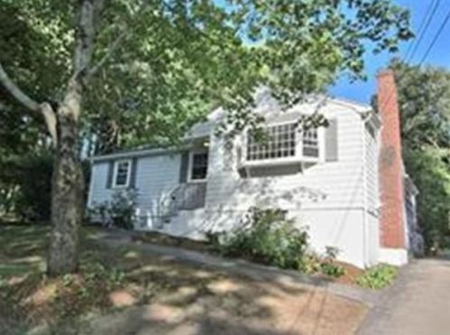 7 Charles St, North Reading MA  01864-1502 exterior
