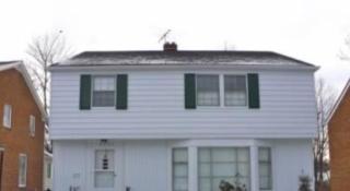 2392 Loyola Rd, Cleveland OH  44118-4510 exterior