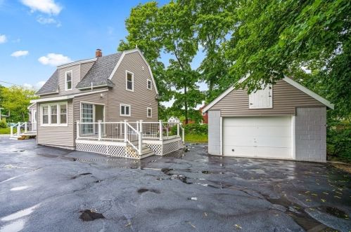 31 Sea St, Methuen MA  01844-2732 exterior