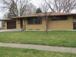 1106 3rd St, Ankeny IA  50023-2324 exterior