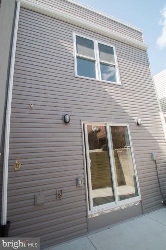 1445 Bancroft St, Philadelphia PA 19132-2361 exterior