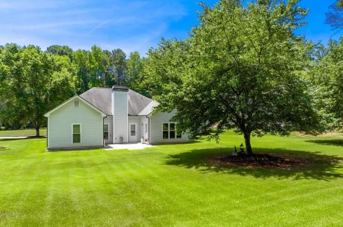 113 Windsor Cir, Stockbridge GA 30281-1864 exterior