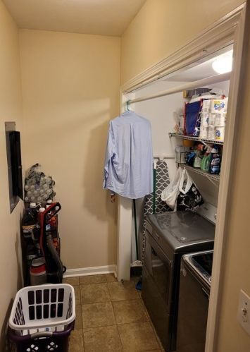 126 Endicott St, Worcester MA 01610-1944 exterior