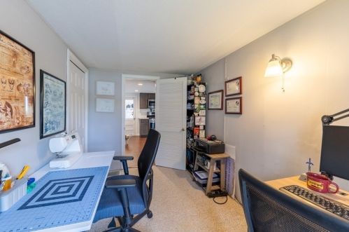 6 Benson St, Worcester MA 01604-3303 exterior