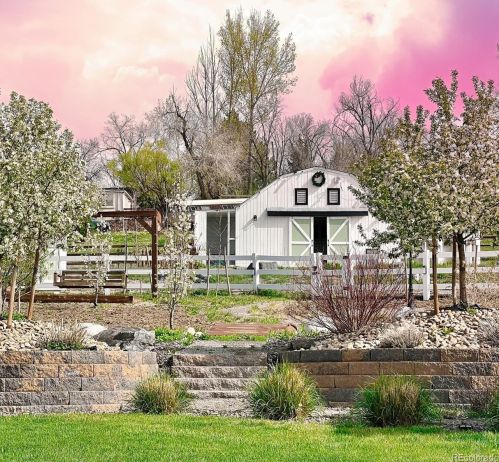 7255 61 Ave, Arvada CO 80003-5309 exterior