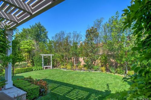 11 Oroville, Irvine CA 92602-0922 exterior