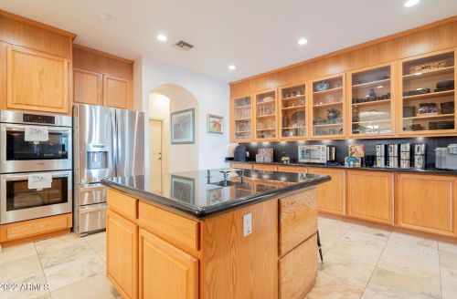 9032 14 Pl, Phoenix AZ 85014-4210 exterior