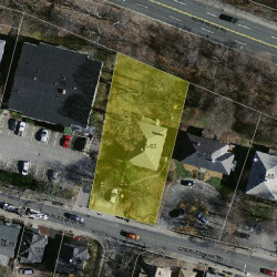 61 Charlesbank Rd, Newton MA  02458-1703 aerial view